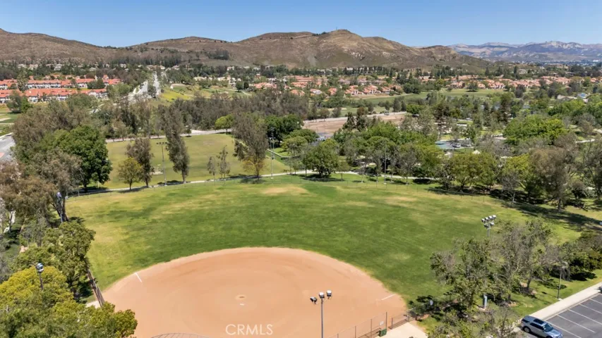 272 Fieldstone Way A, Simi Valley, California 93065