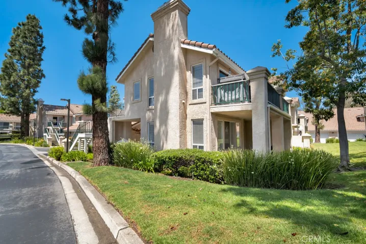 272 Fieldstone Way A, Simi Valley, California 93065