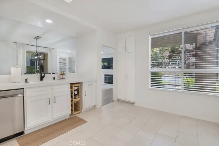 272 Fieldstone Way A, Simi Valley, California 93065