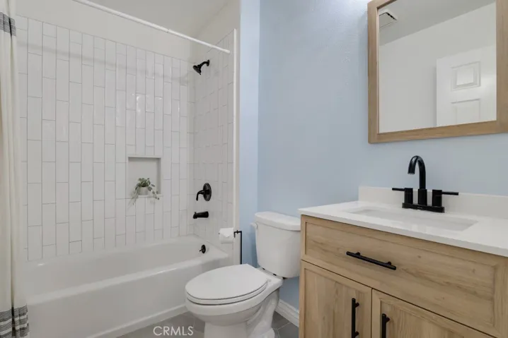 272 Fieldstone Way A, Simi Valley, California 93065