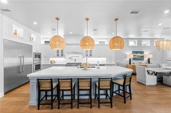 Island with seating for 5