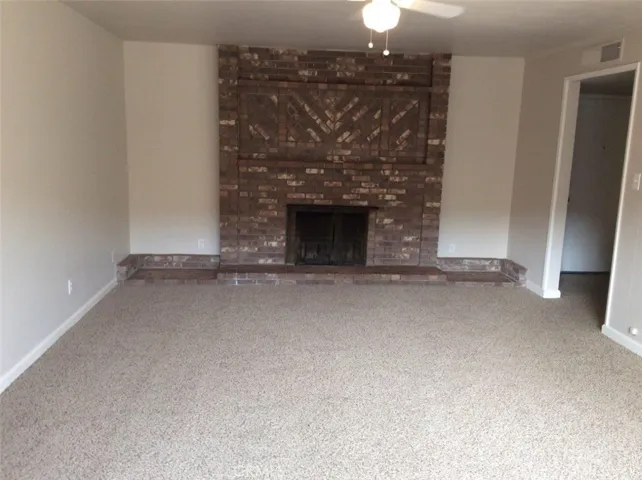537 W University, Fresno, California 93705