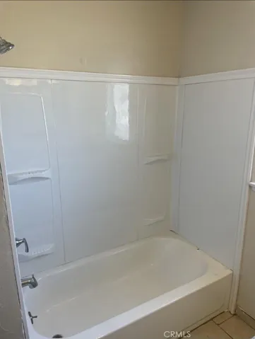 537 W University, Fresno, California 93705