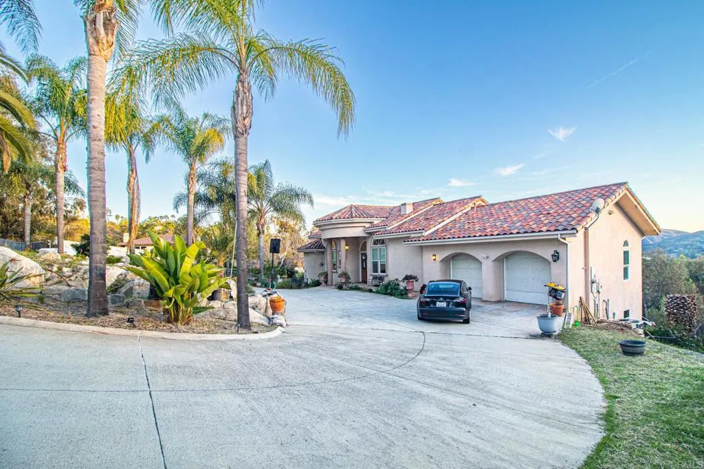 2057 Via Rancho Parkway, Escondido, California 92029 — photo 5