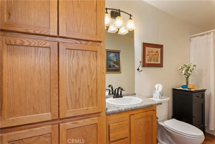 205 Island View, Lakeport, California 95453