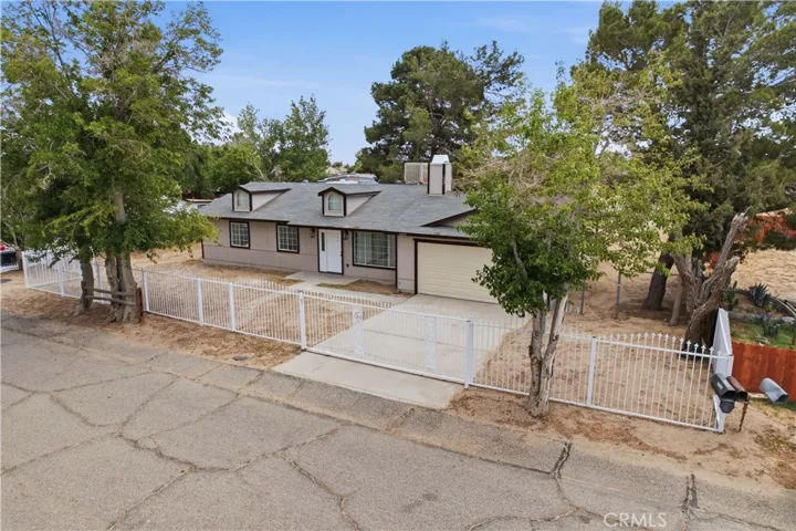 41052 177th E, Lancaster, California 93535