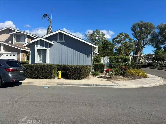 2 Jefferson, Irvine, California 92620