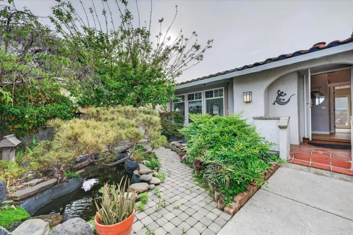 5342 Avenida Almendros, San Jose, California 95123