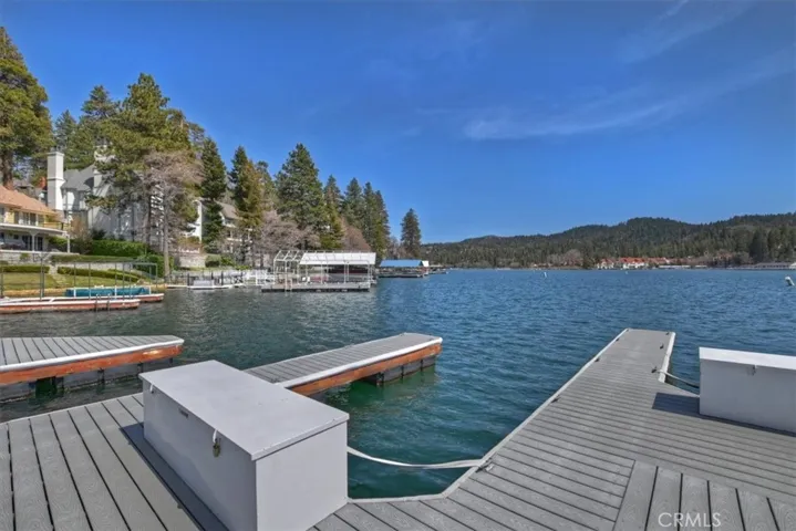 28018 Peninsula, Lake Arrowhead, California 92352