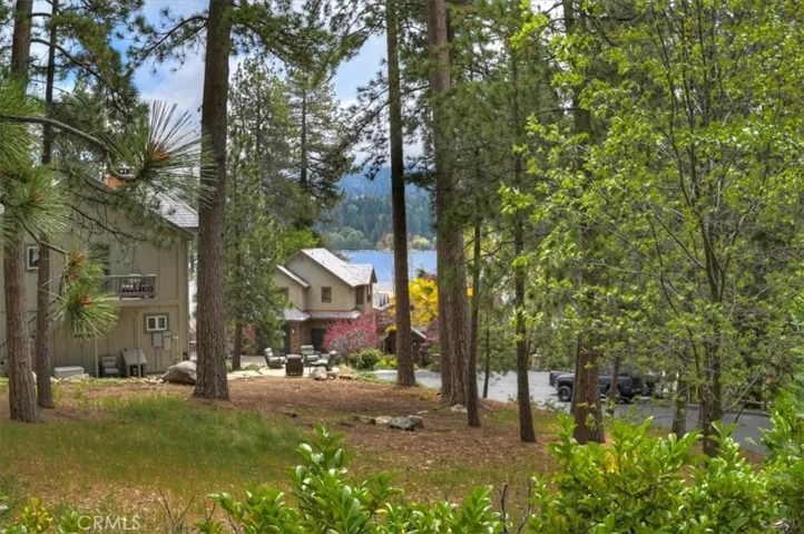 28018 Peninsula, Lake Arrowhead, California 92352
