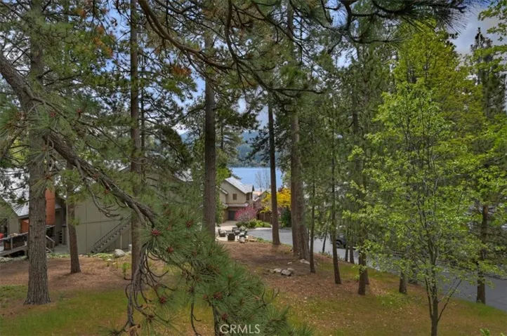28018 Peninsula, Lake Arrowhead, California 92352