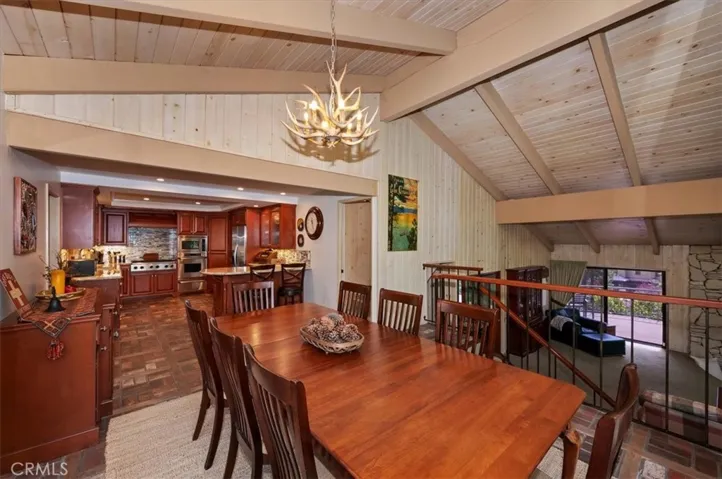 28018 Peninsula, Lake Arrowhead, California 92352