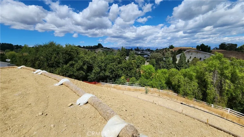 Overview from the rear of the building pad.