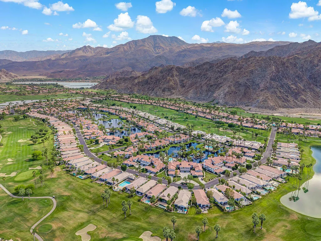 79803OlympiaFields,LaQuinta,CA92253-49