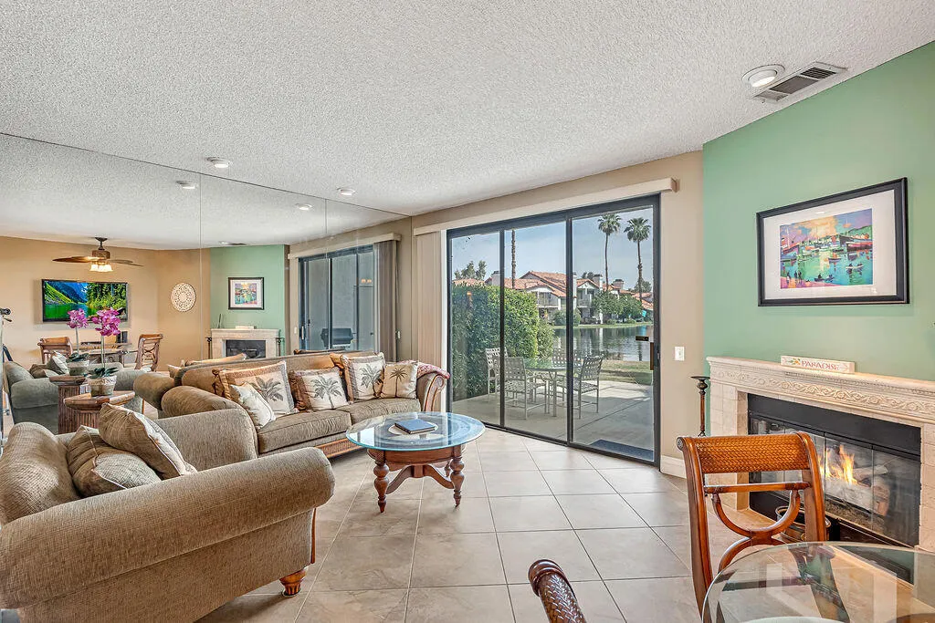 79803OlympiaFields,LaQuinta,CA92253-15