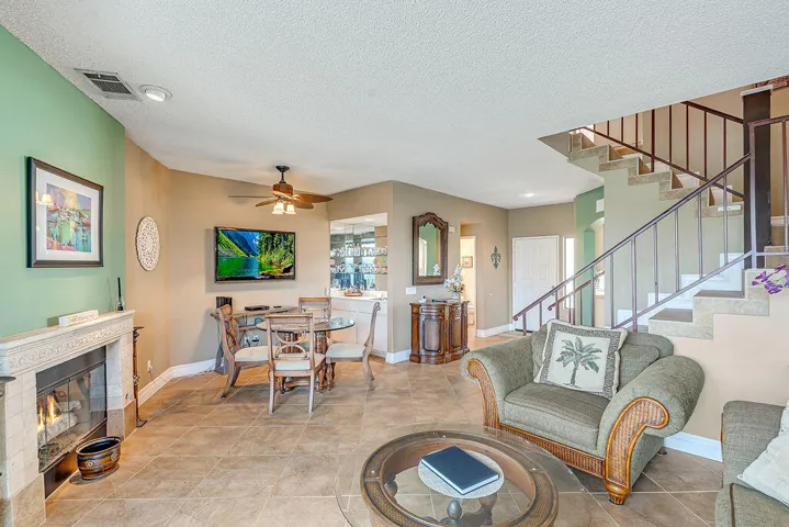 79803OlympiaFields,LaQuinta,CA92253-16
