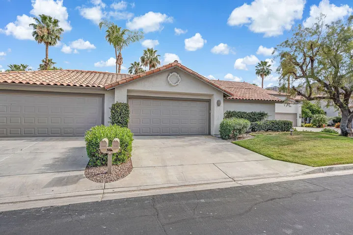 79803OlympiaFields,LaQuinta,CA92253-46