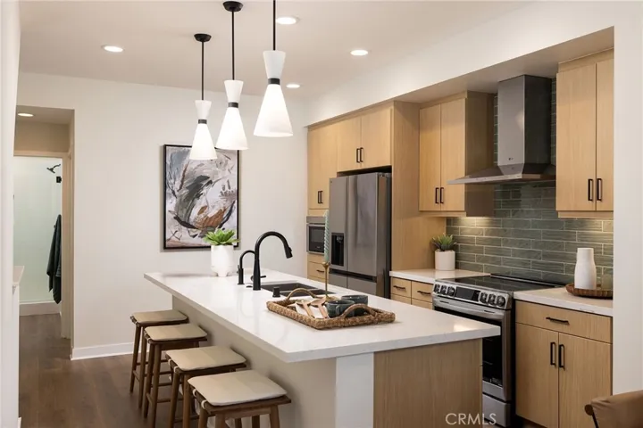 102 S Orchid, Compton, California 90220