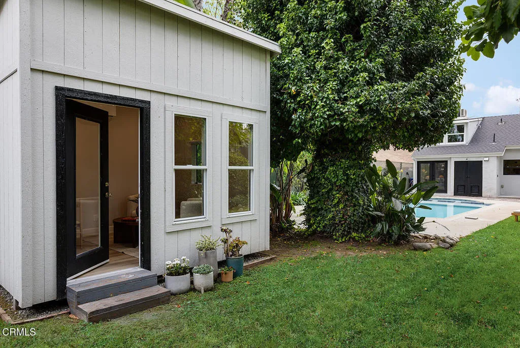 2040 N Madison Ave 054-mls