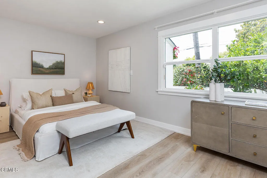 2040 N Madison Ave 044-mls