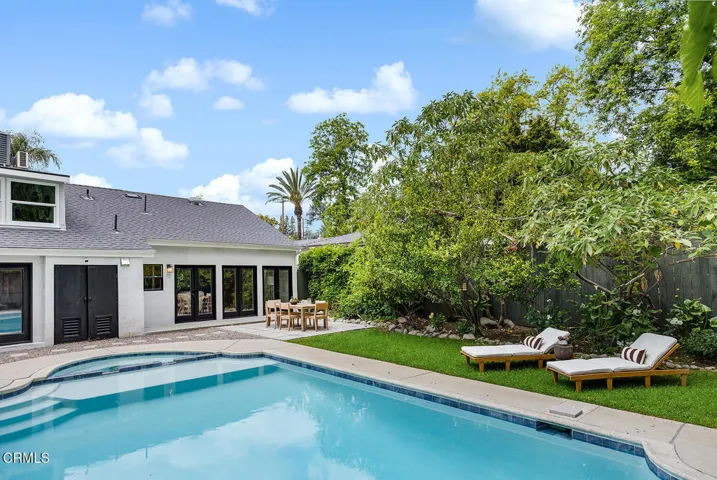 2040 N Madison Ave 048-mls