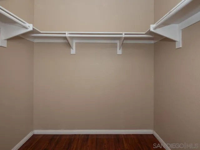Walk-in Closet