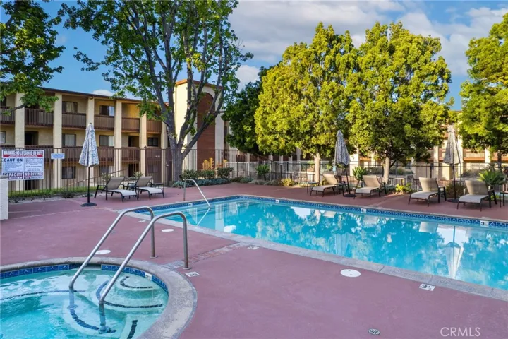 2501 Temple, Signal Hill, California 90755