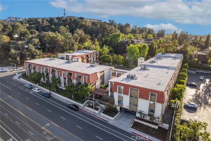 2501 Temple, Signal Hill, California 90755