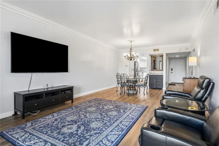 2501 Temple, Signal Hill, California 90755