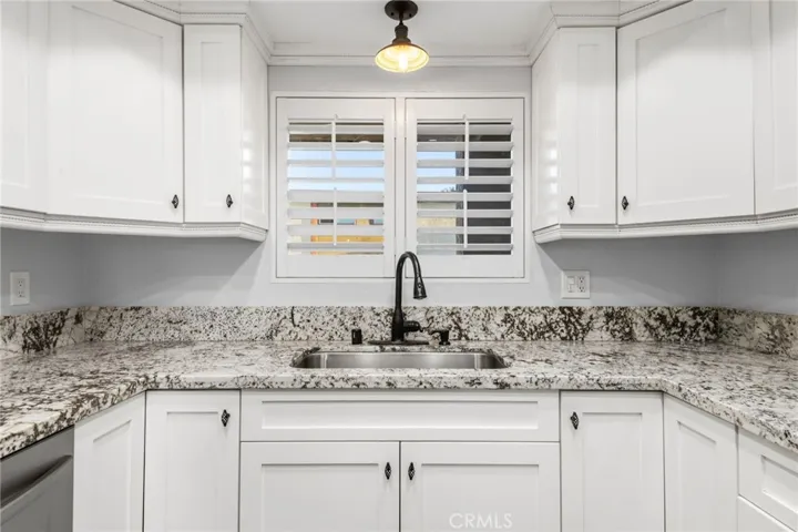 2501 Temple, Signal Hill, California 90755