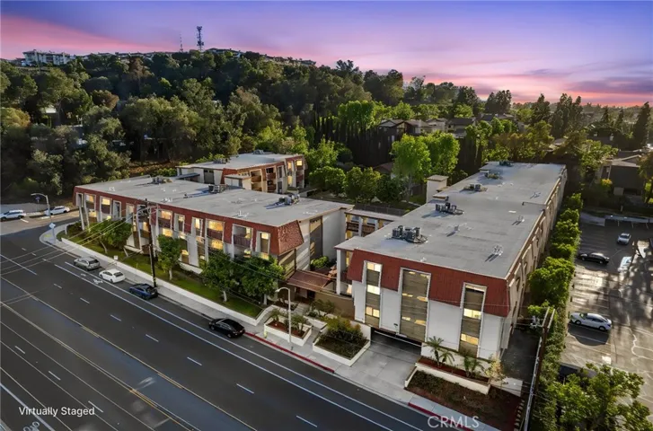 2501 Temple, Signal Hill, California 90755