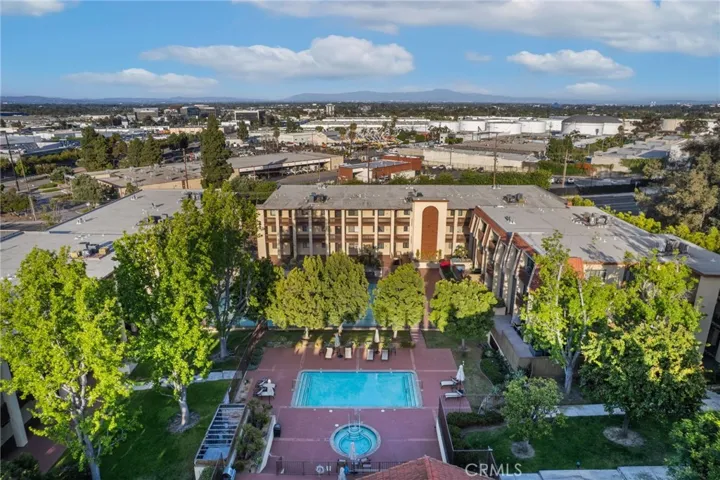 2501 Temple, Signal Hill, California 90755