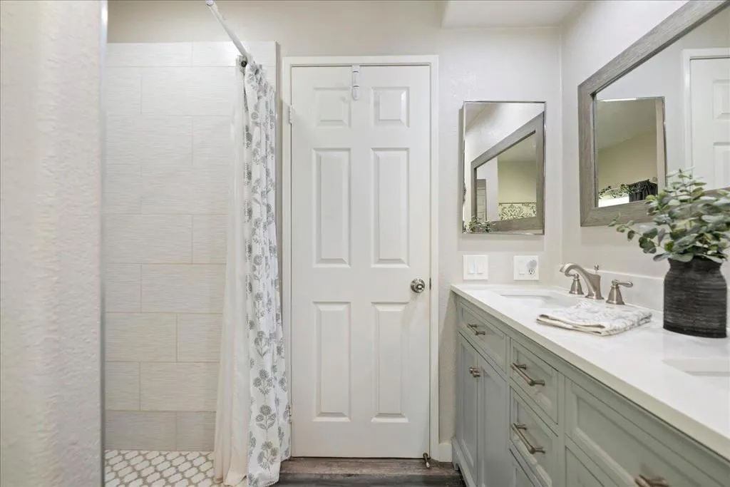 34-Primary Bathroom - Copy - Copy