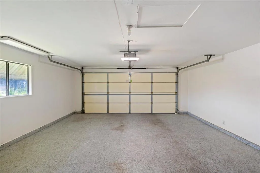 38-Garage - Copy