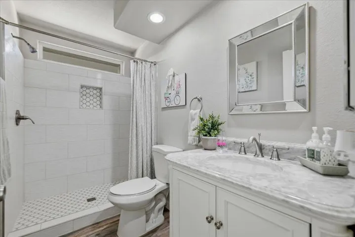 26-Bathroom - Copy - Copy - Copy - Copy