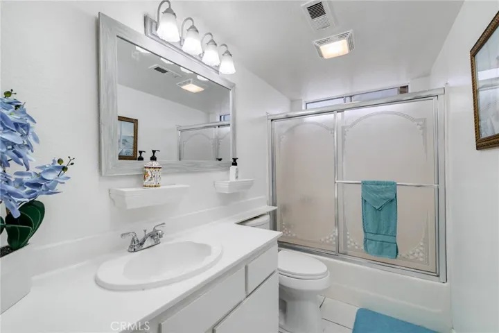 472 S Sherer, Compton, California 90220
