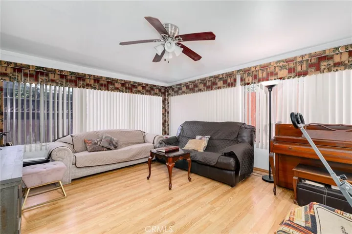 472 S Sherer, Compton, California 90220