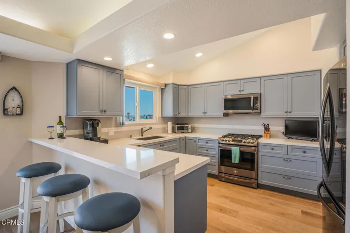 1130 Mandalay Beach Rd Oxnard-large-011-