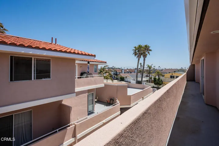 1130 Mandalay Beach Rd Oxnard-large-032-