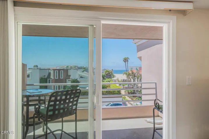 1130 Mandalay Beach Rd Oxnard-large-005-