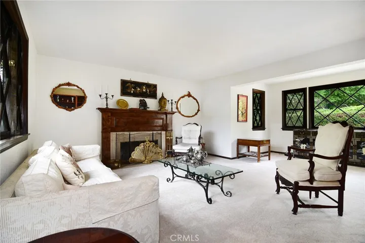 5515 Shirley, Tarzana, California 91356