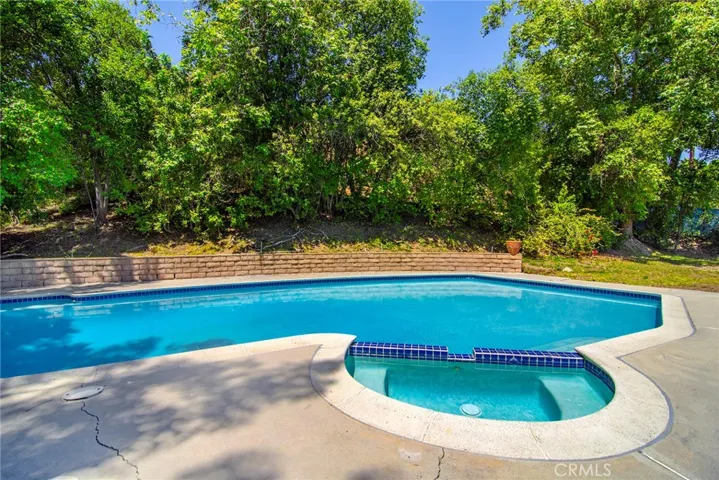 5515 Shirley, Tarzana, California 91356