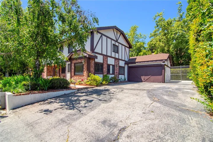 5515 Shirley, Tarzana, California 91356