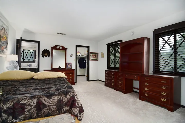 5515 Shirley, Tarzana, California 91356