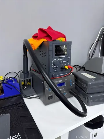 Heater & Voltage Tester