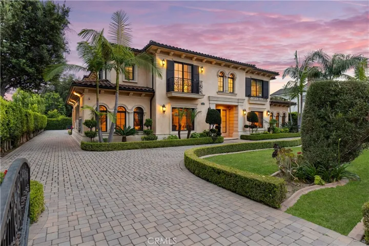 TCircular Driveway