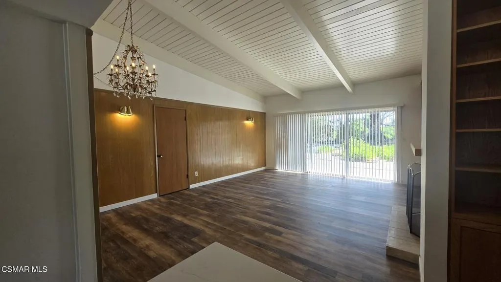 Dining_Area