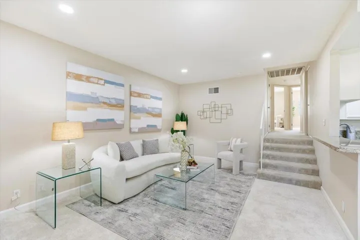 479 Costa Mesa Terrace B, Sunnyvale, California 94085
