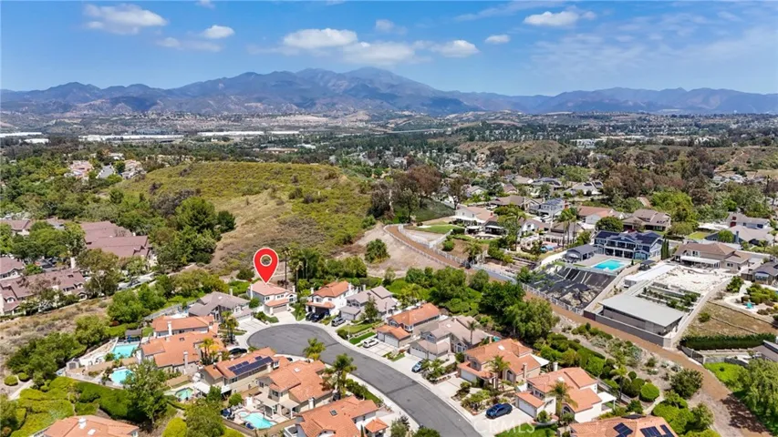 26066 Miralinda, Lake Forest, California 92630
