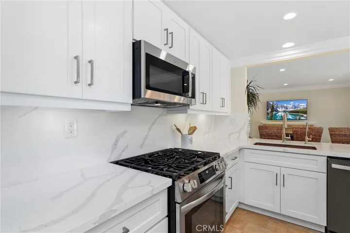 26066 Miralinda, Lake Forest, California 92630